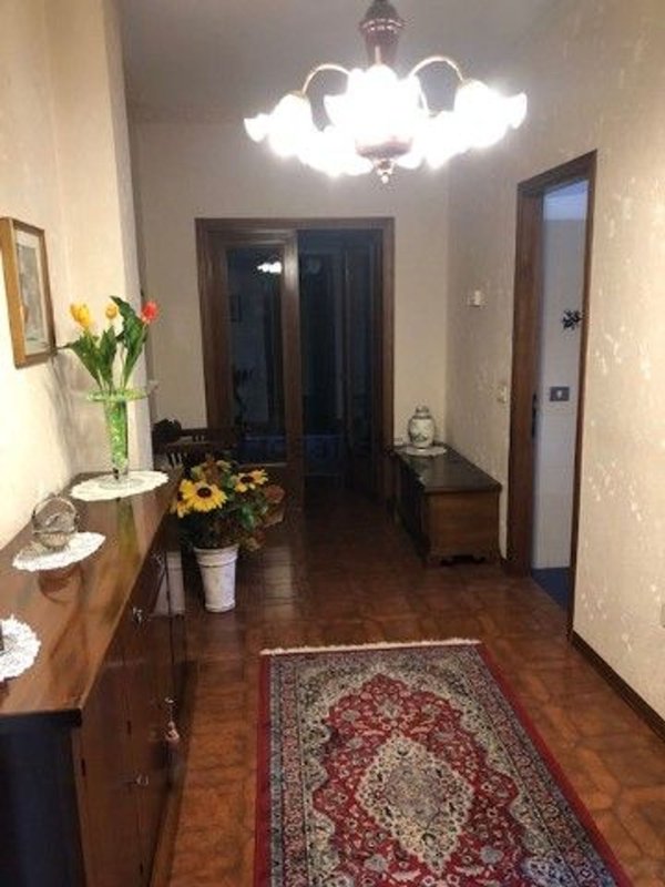 appartamento in vendita a Prato in zona I Ciliani