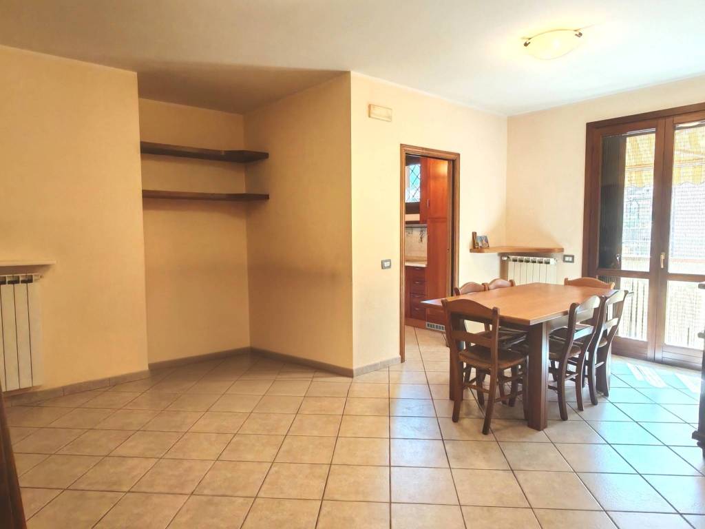 appartamento in vendita a Prato in zona Maliseti