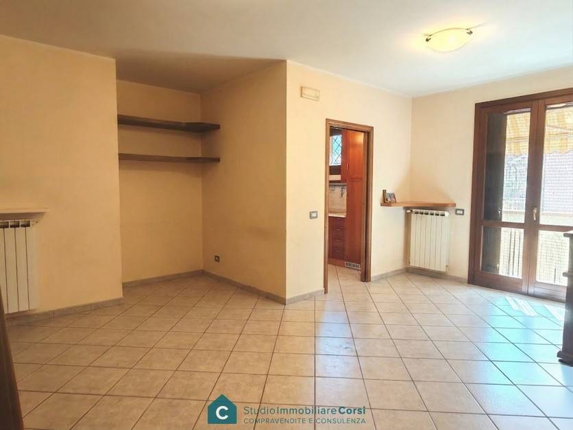 appartamento in vendita a Prato in zona Maliseti