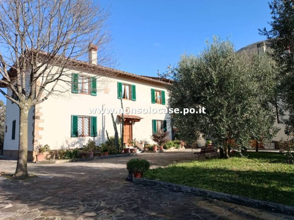 appartamento in vendita a Prato in zona Carteano