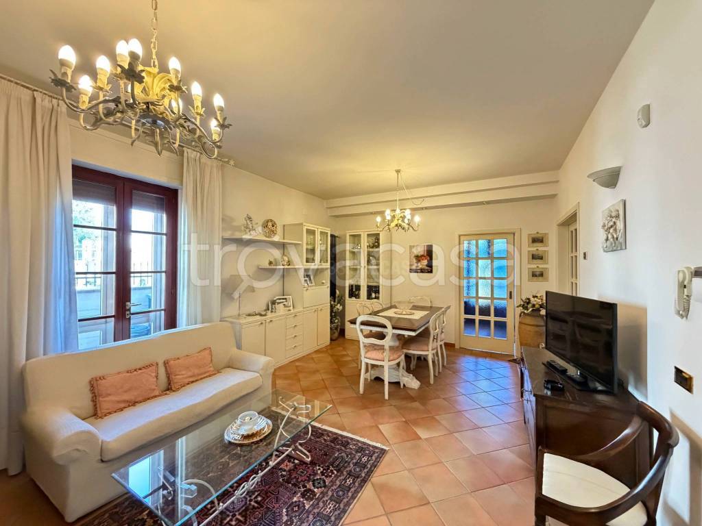 appartamento in vendita a Prato in zona Galceti