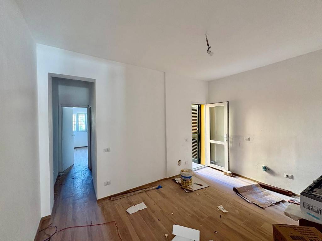 casa indipendente in vendita a Prato in zona Iolo