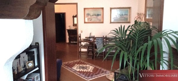 casa indipendente in vendita a Prato in zona Grignano