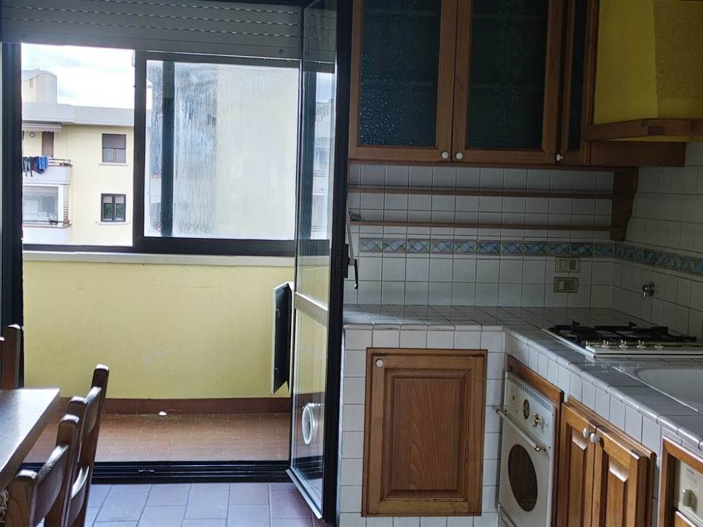 appartamento in vendita a Prato in zona Paperino