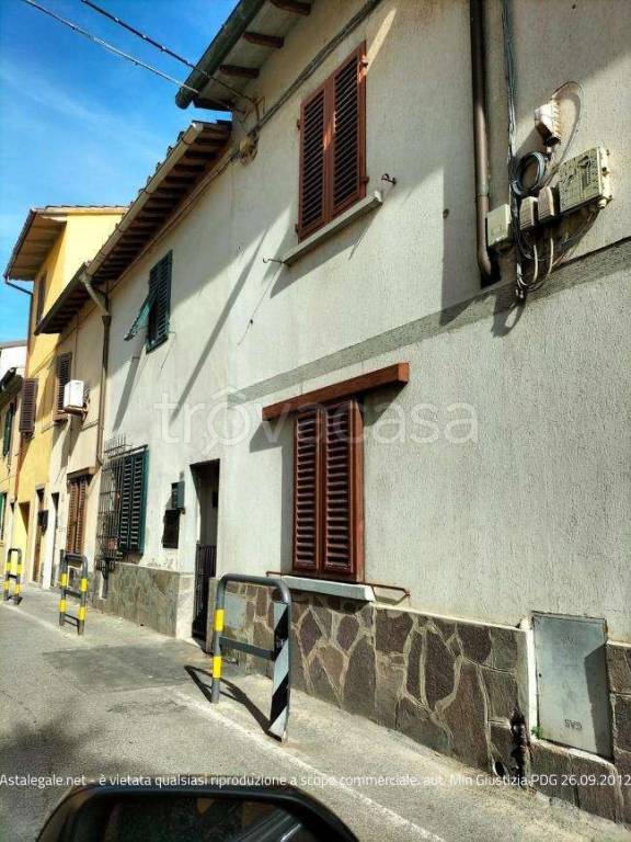casa indipendente in vendita a Prato in zona La Querce