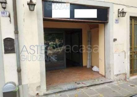 negozio in vendita a Prato