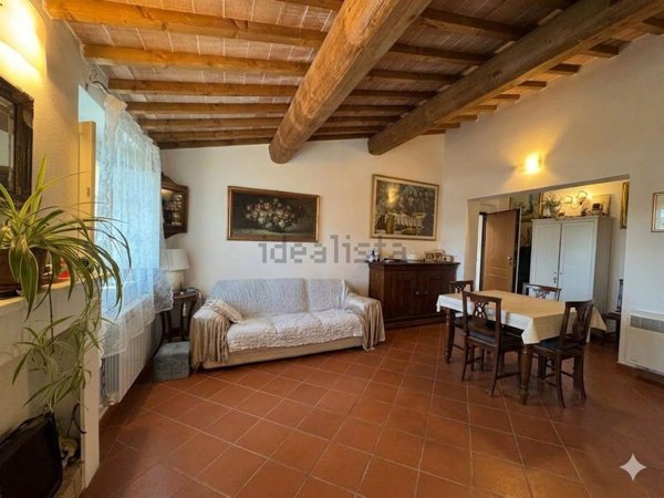appartamento in vendita a Prato in zona Fontanelle