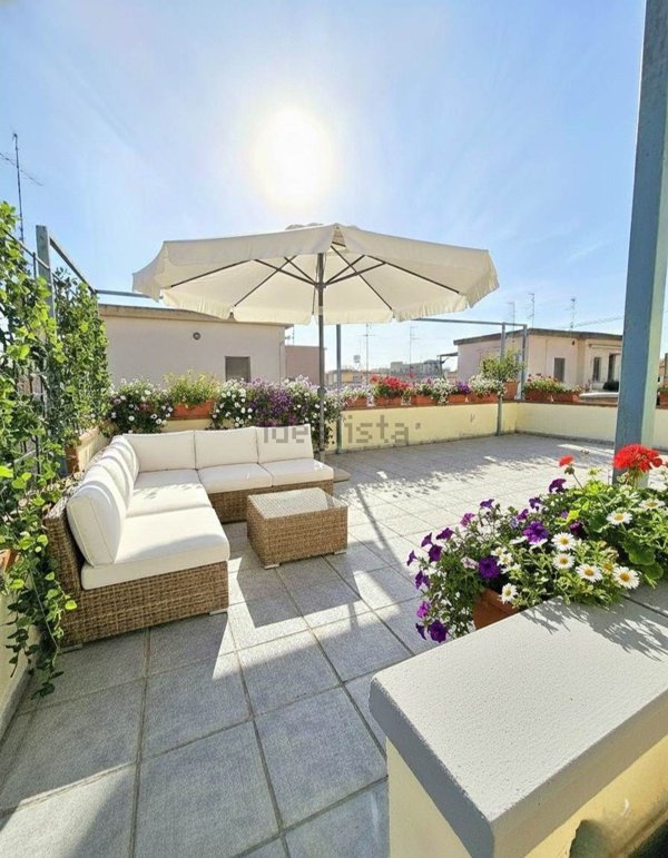 casa indipendente in vendita a Prato in zona Grignano