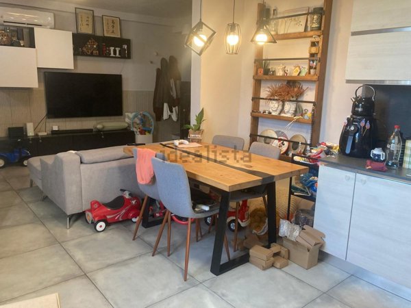 casa indipendente in vendita a Prato in zona Viaccia
