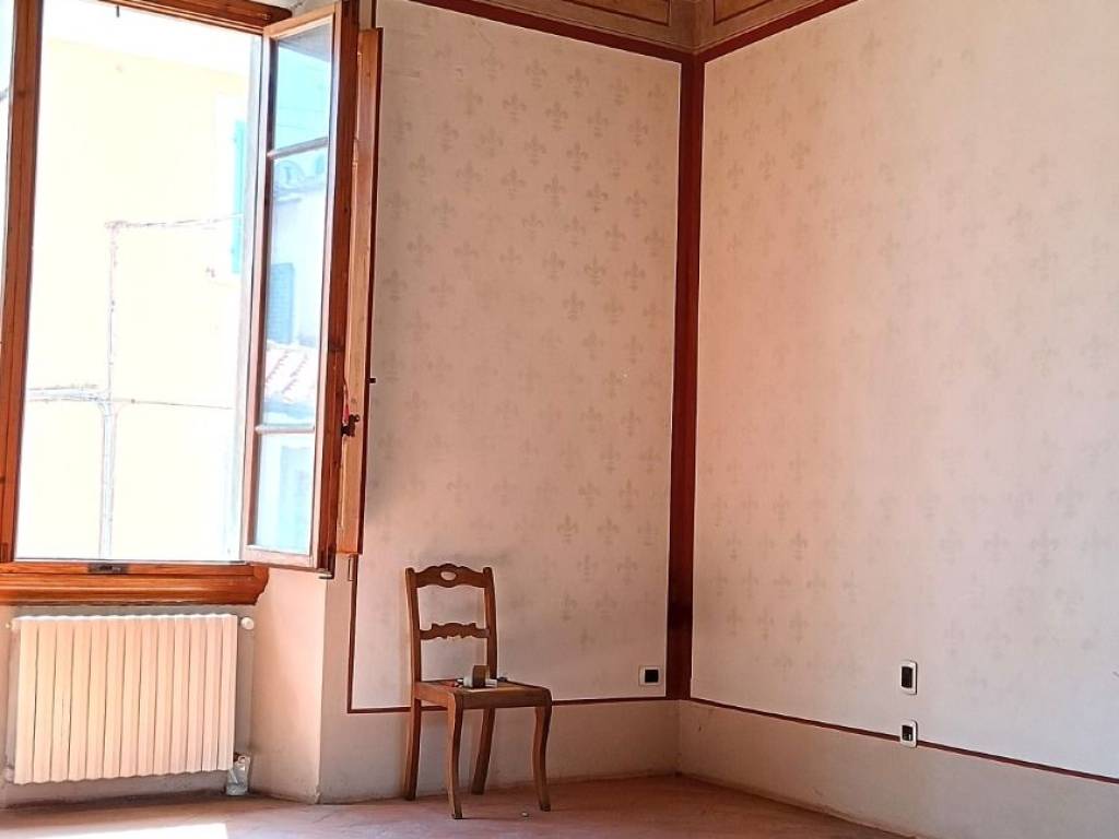 casa indipendente in vendita a Prato