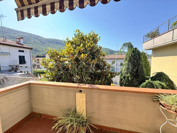 appartamento in vendita a Prato in zona Santa Lucia