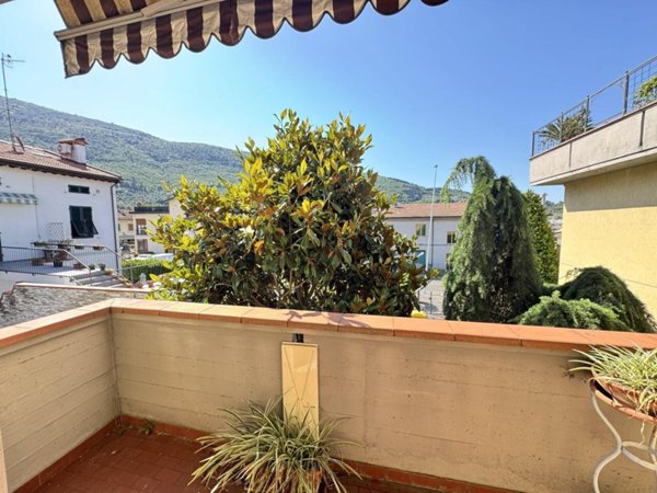 appartamento in vendita a Prato in zona Santa Lucia