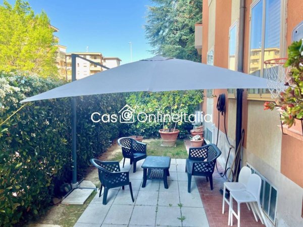 appartamento in vendita a Prato in zona Reggiana
