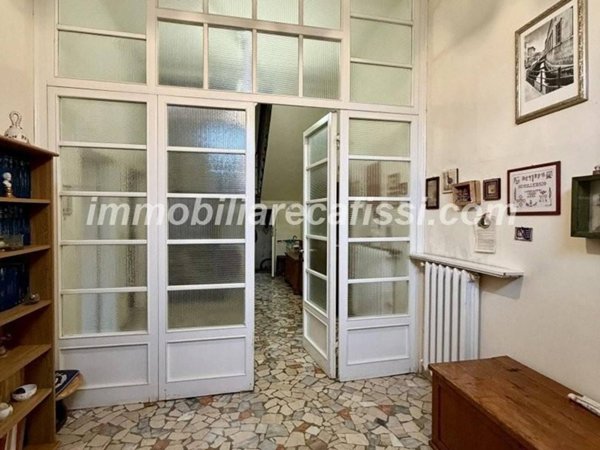 casa indipendente in vendita a Prato