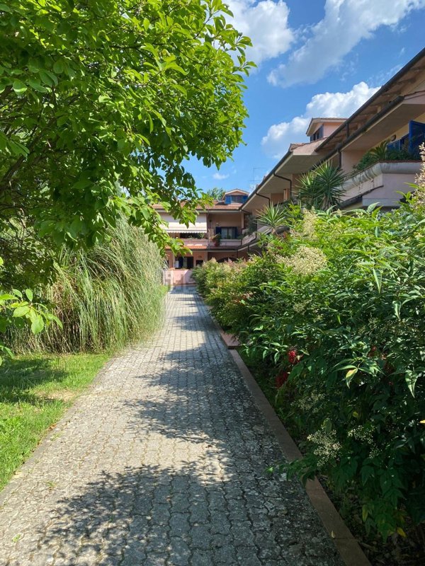 appartamento in vendita a Prato in zona La Querce