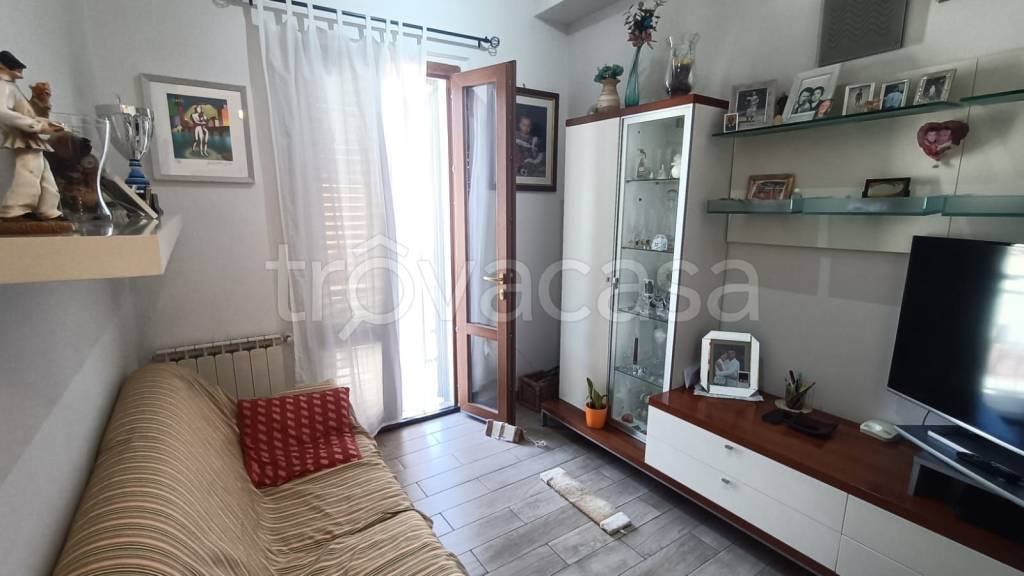 casa indipendente in vendita a Prato