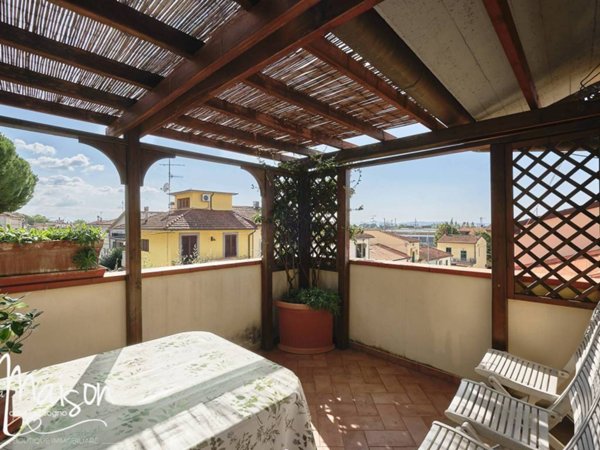 appartamento in vendita a Prato in zona La Macine