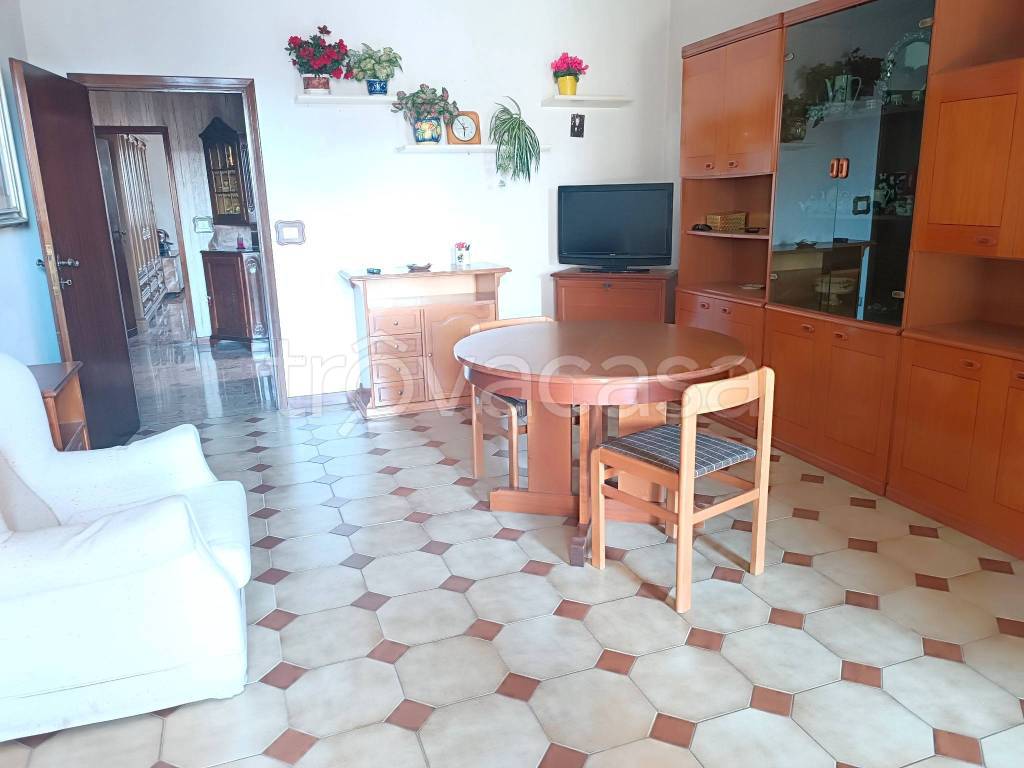 appartamento in vendita a Prato in zona Maliseti