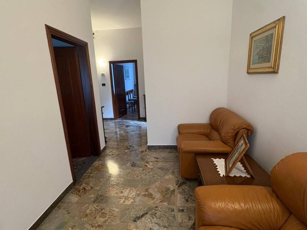 casa indipendente in vendita a Prato in zona Galciana