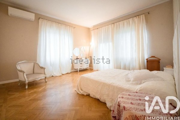 appartamento in vendita a Prato in zona Santa Gonda