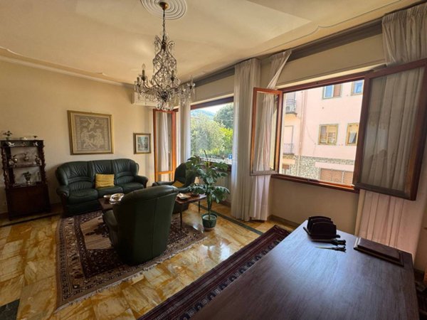 appartamento in vendita a Prato in zona Carteano