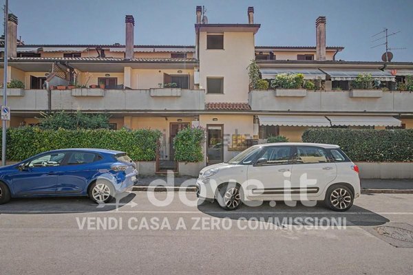 appartamento in vendita a Prato in zona Iolo
