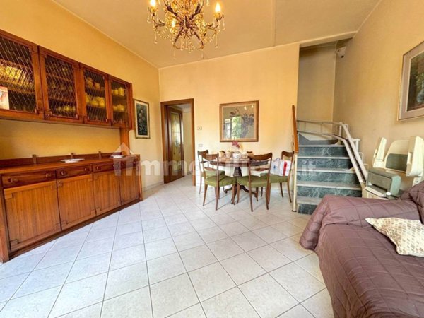 appartamento in vendita a Prato in zona Santa Lucia