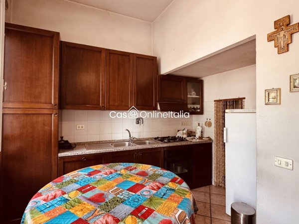 casa indipendente in vendita a Prato in zona Fontanelle