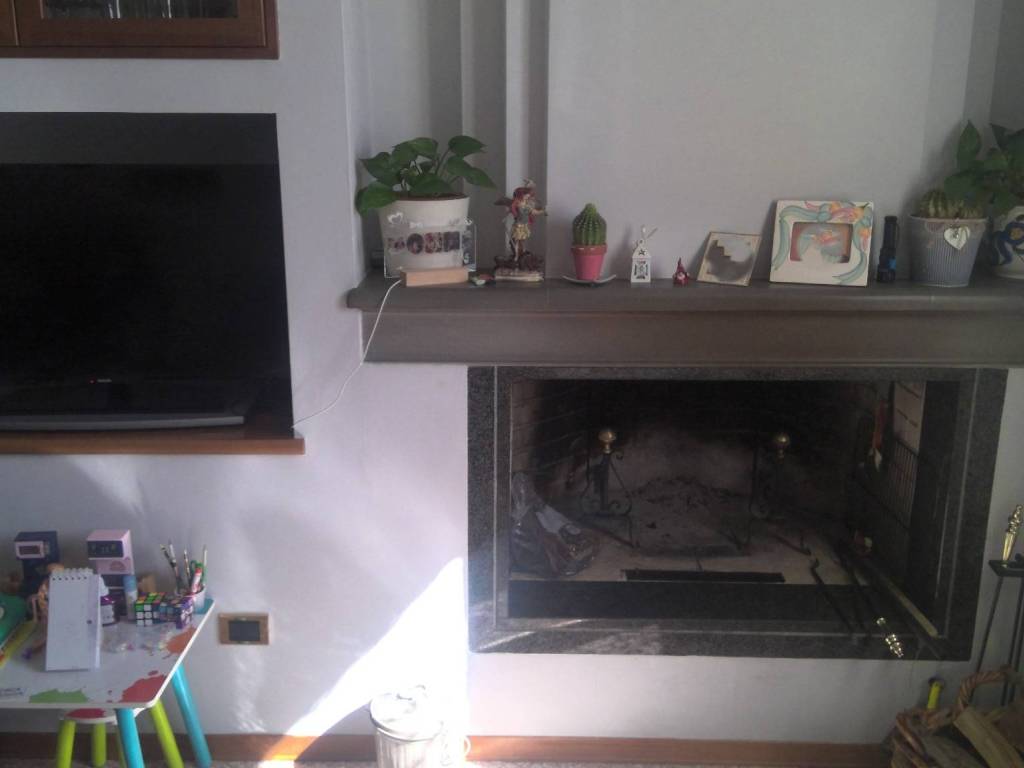 appartamento in vendita a Prato in zona Tavola