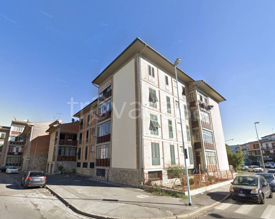 appartamento in vendita a Prato in zona San Giusto