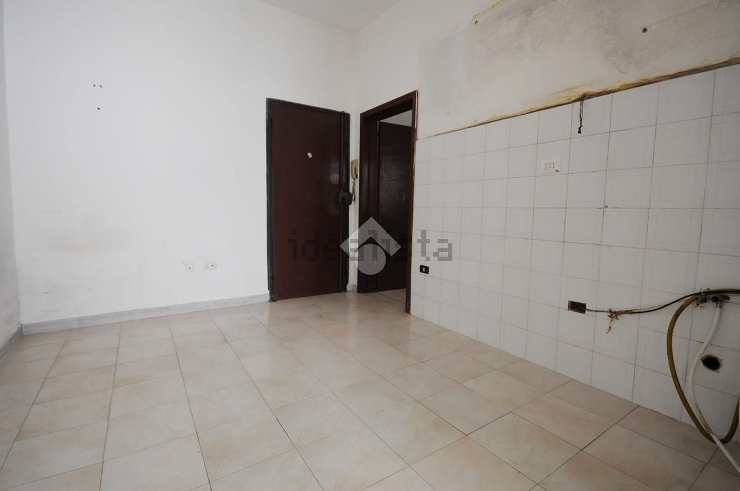 appartamento in vendita a Prato in zona Ponzano