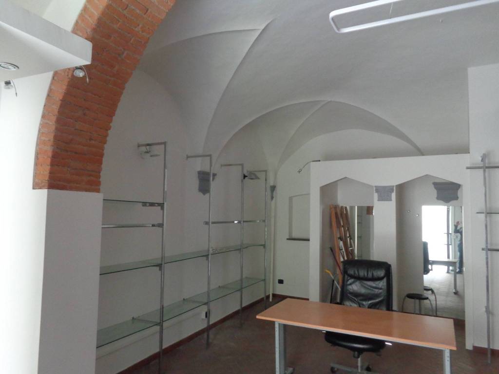 negozio in vendita a Prato
