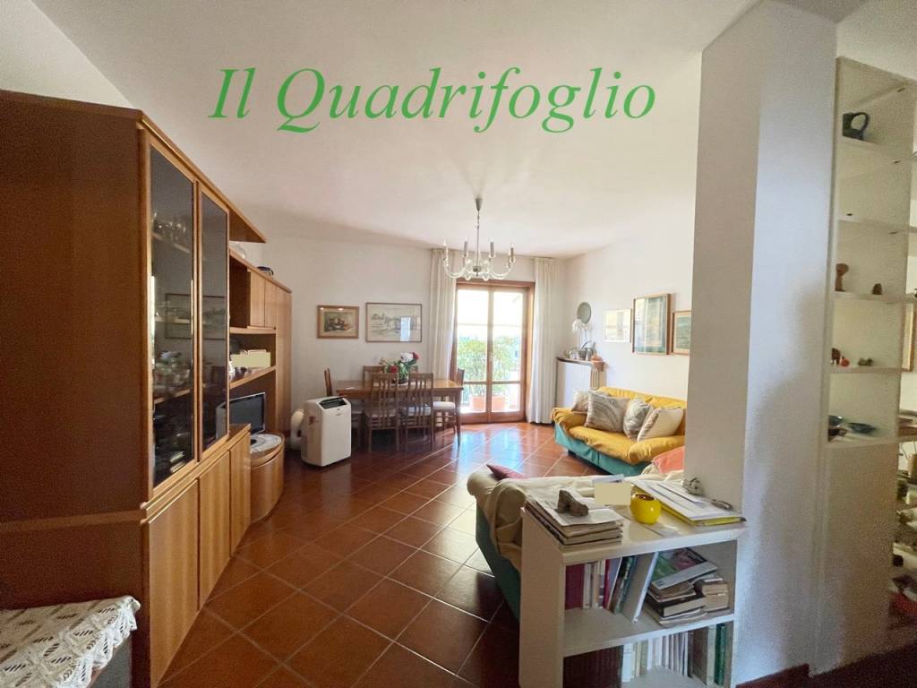 appartamento in vendita a Prato in zona Carteano