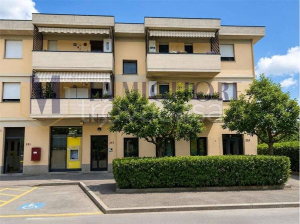 appartamento in vendita a Prato in zona Maliseti