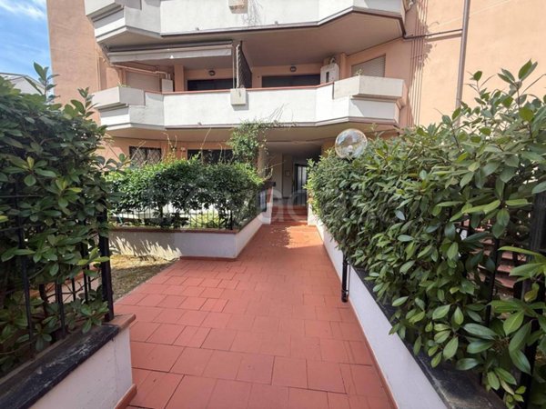 appartamento in vendita a Prato in zona Ponzano