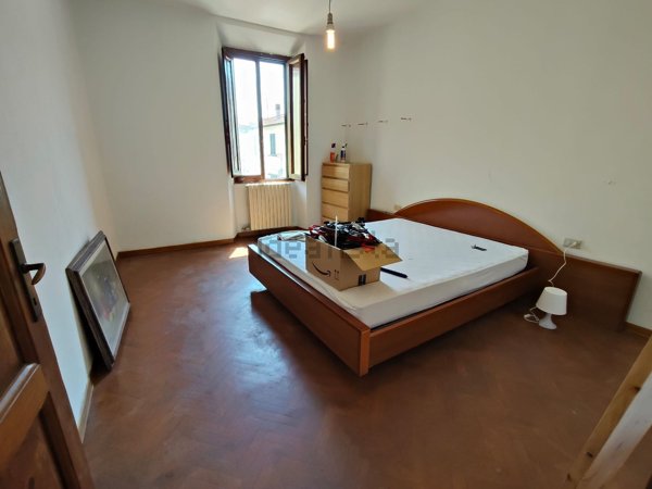 casa indipendente in vendita a Prato in zona Casale