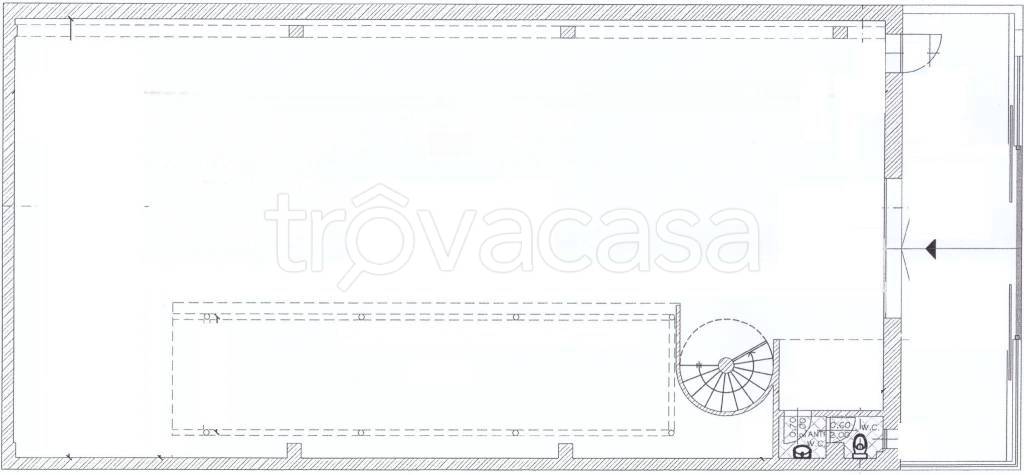 locale commerciale in vendita a Prato