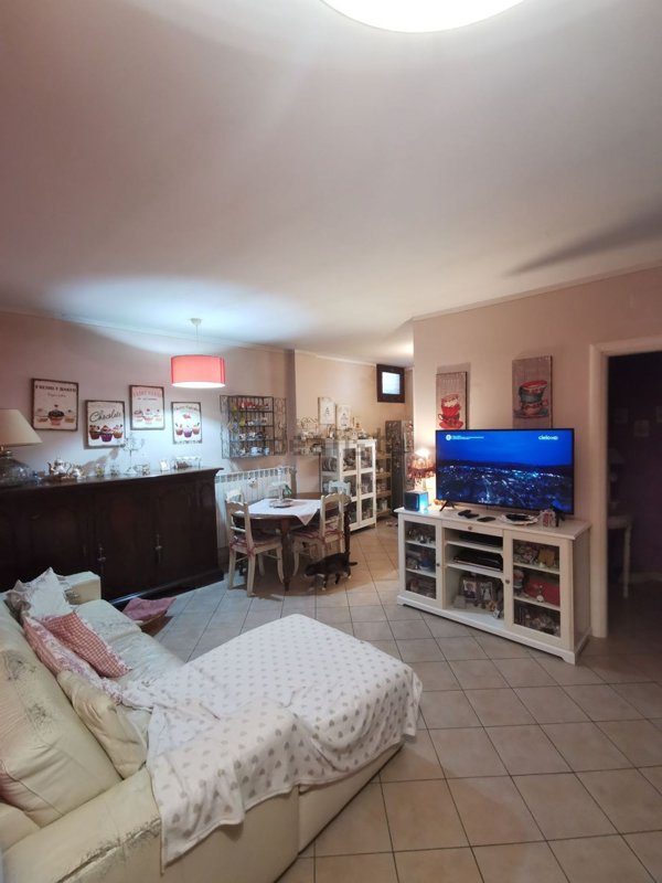 appartamento in vendita a Prato in zona Narnali