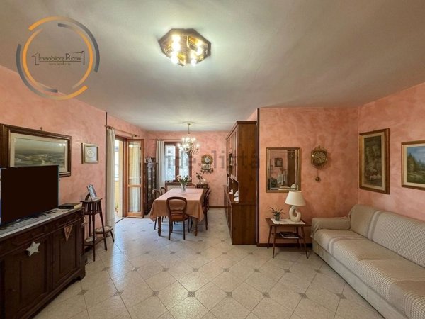 appartamento in vendita a Prato in zona La Macine