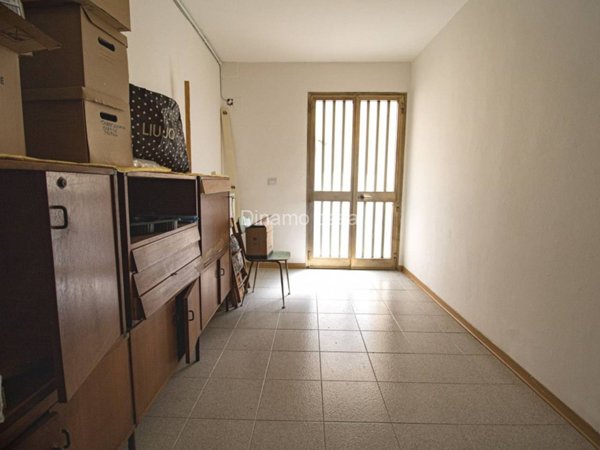 casa indipendente in vendita a Prato in zona Casale