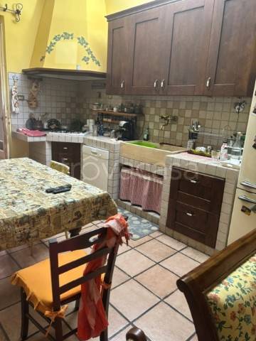 casa indipendente in vendita a Prato in zona I Ciliani
