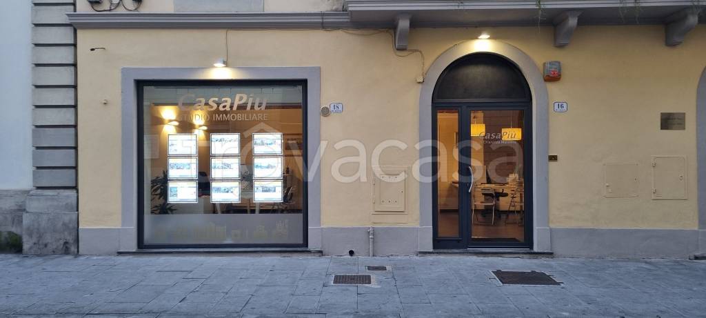 casa semindipendente in vendita a Prato in zona Iolo