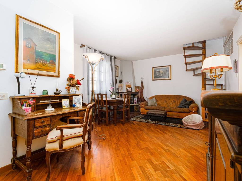 appartamento in vendita a Prato in zona Galciana