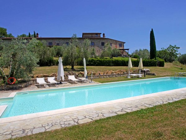 casa indipendente in vendita a Prato in zona Casale
