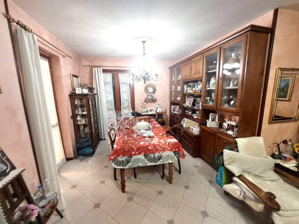 appartamento in vendita a Prato in zona La Macine