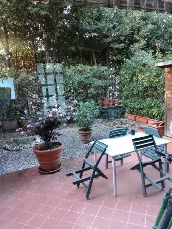 casa indipendente in vendita a Prato