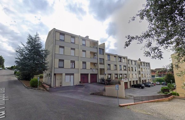 appartamento in vendita a Prato in zona Tavola