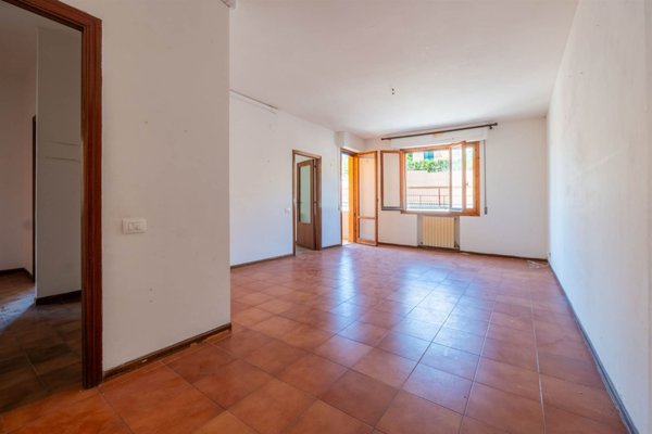 appartamento in vendita a Prato in zona Castelnuovo