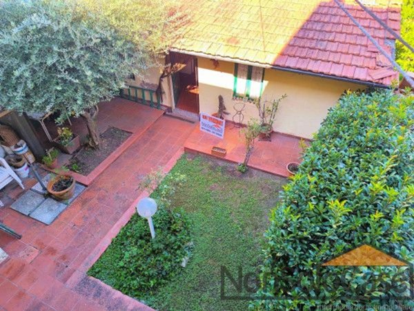 casa indipendente in vendita a Prato in zona Galceti