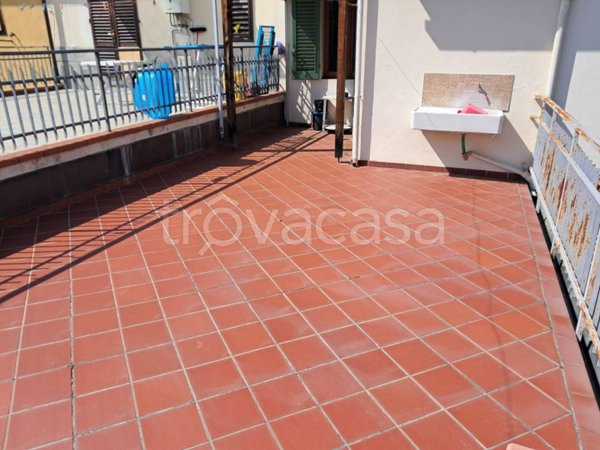 casa indipendente in vendita a Prato in zona Narnali